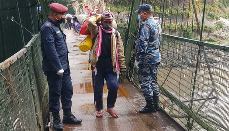 सीमापारी रहेका नेपालीले पाए प्रवेश अनुमति, दुई हजार बढीको उद्धार