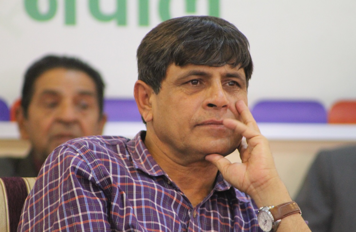 नेकपा विवाद सुल्झाउने घनश्याम भुषालका तीन उपाय