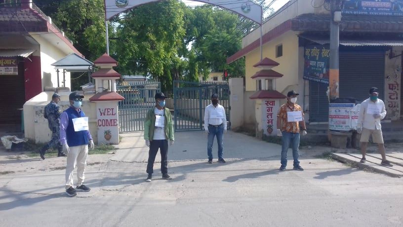 लकडाउनकाबीच अध्यादेशविरुद्ध नेविसंघको सांकेतिक प्रदर्शन