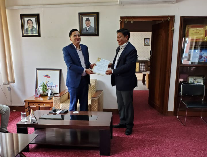 कोरोना महामारीबाट धरासायी भएको ब्यवसाय उकास्न चेम्बर अफ कमर्शले दियो यस्तो सुझाव