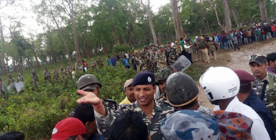 सीमामा झडपः प्रहरीमाथि आक्रमण गर्ने ८ भारतीय घाइते