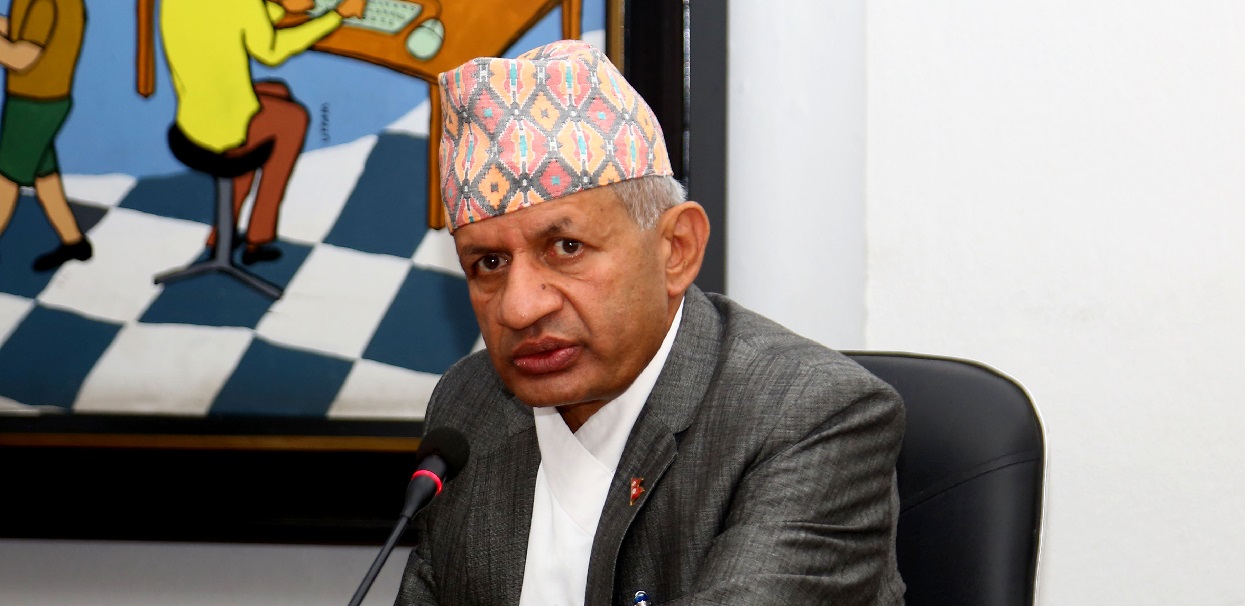 यूएईले नेपालीलाई काठमाडौं ल्याइदिन अनुमति माग्यो, भनेकै मितिमा आउन दिने अवस्था छैन  : परराष्ट्रमन्त्री