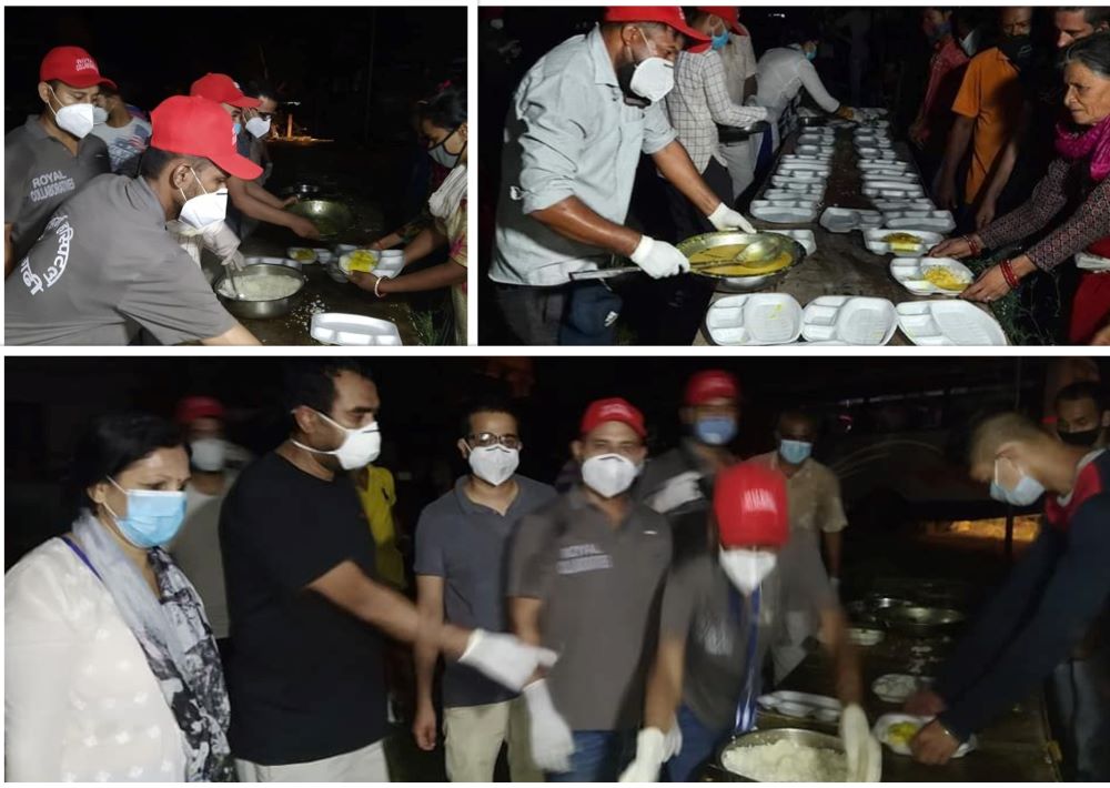 मानव सेवामा रोयल कोलाबोरेटिभ्स र निसर्ग: दैनिक ५ सय बढीलाई खाना खुवाउँदै