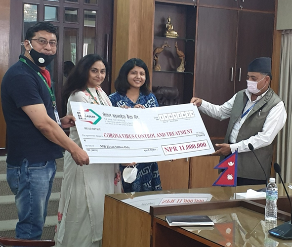 नेपाल बंगलादेश बैँकद्धारा कोरोना कोषमा १ करोड ४५ लाख प्रदान