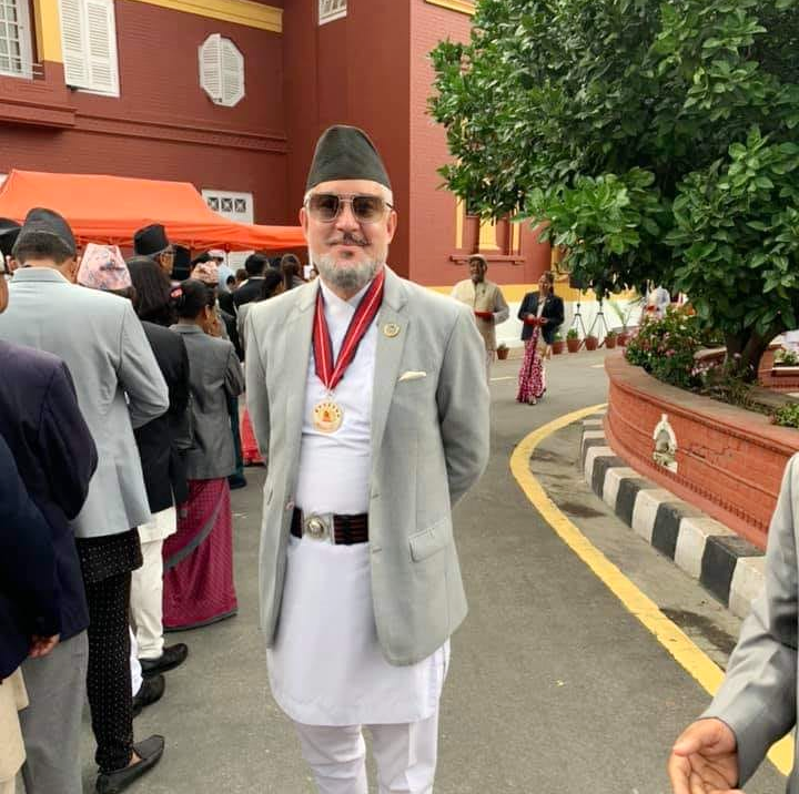 पूर्वसांसद शाहले कर्णाली प्रदेशका अस्पतालहरुलाई १ करोड बराबरको स्वास्थ्य सामग्री दिए