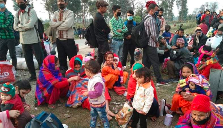 भारतबाट एकै दिनमा एक हजार २०० कर्णालीवासी आइपुगे, परीक्षणकाे तयारी
