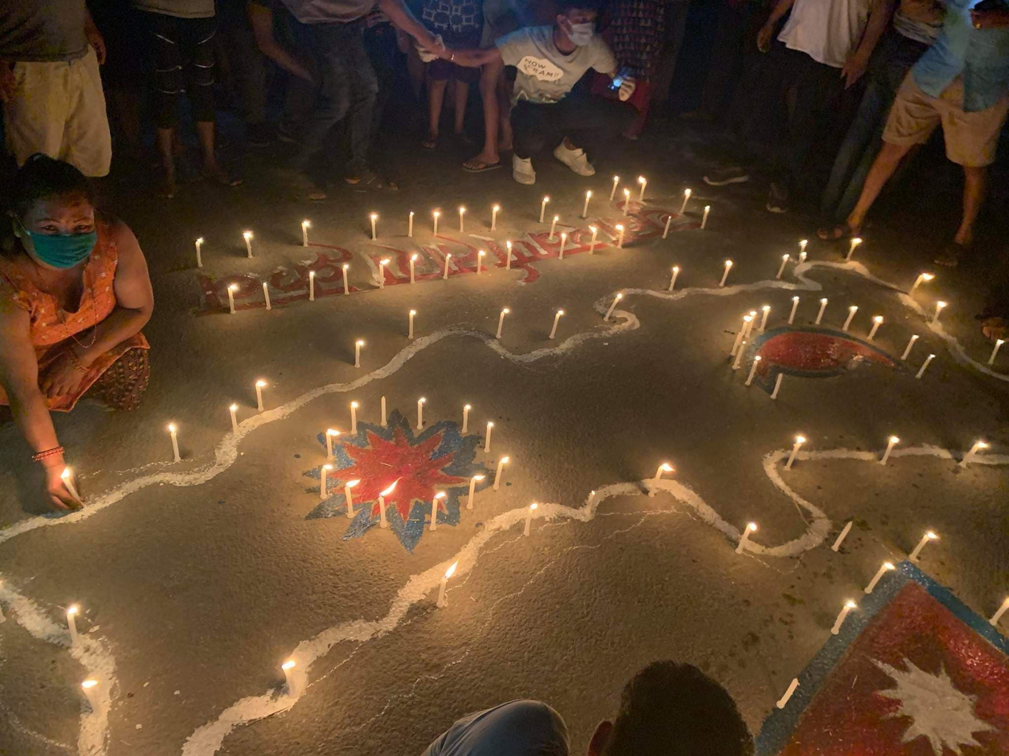 नक्सा पारित भएको खुसीयालीमा दीप प्रज्वलन (फोटो फिचर)