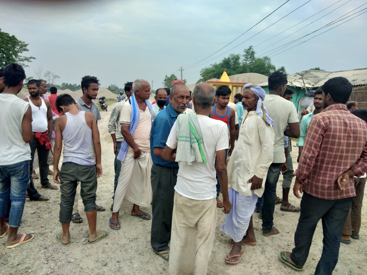 नेकपा र कांग्रेस कार्यकर्ता बीचको झडपमा गोली चल्यो, १८ जना घाइते