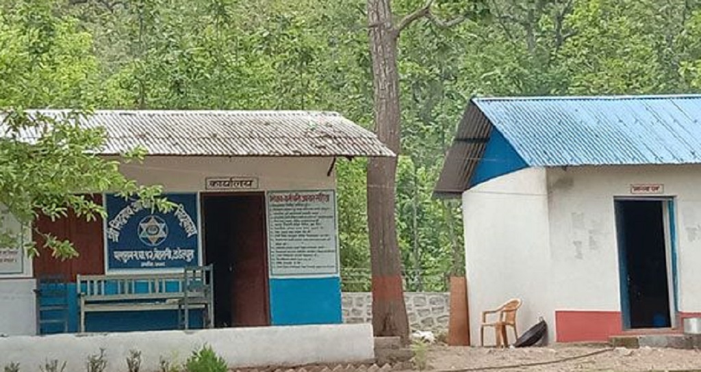 डडेल्धुरामा आइसोलेसनबाटै भागे ३२ कोरोना सङ्क्रमित