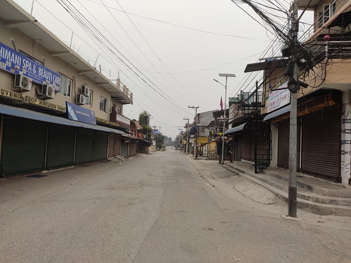 सौराहाका होटलहरु बने क्वारेन्टिन, व्यवसायी भन्छन्– ‘सरकारलाई सहयोग गरेका हौँ’