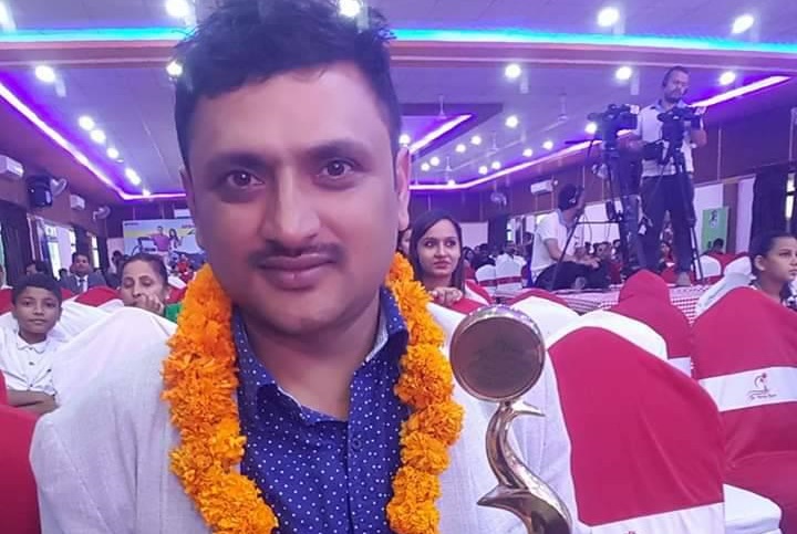 गीत-संगीतमा चम्किएका एकनारायणकाे अबकाे याेजनाः उपन्यास र कविता