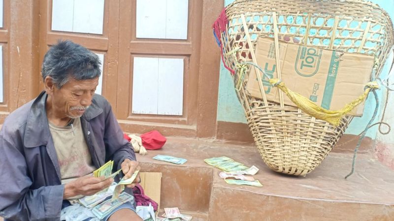 देशलाई पौने १३ खर्ब ऋण, प्रत्येक नेपालीको भागमा साढे ४२ हजार