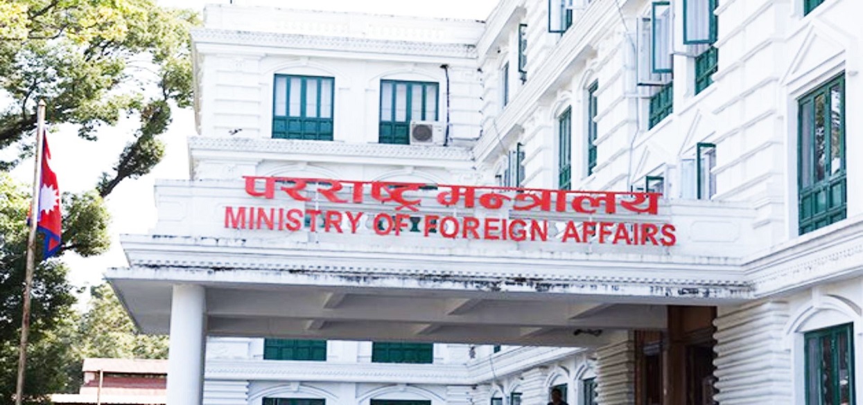 परराष्ट्र मन्त्रालयले भन्यो : गलत सूचनाका आधारमा विदेशी सेनामा भर्ना नहुनु