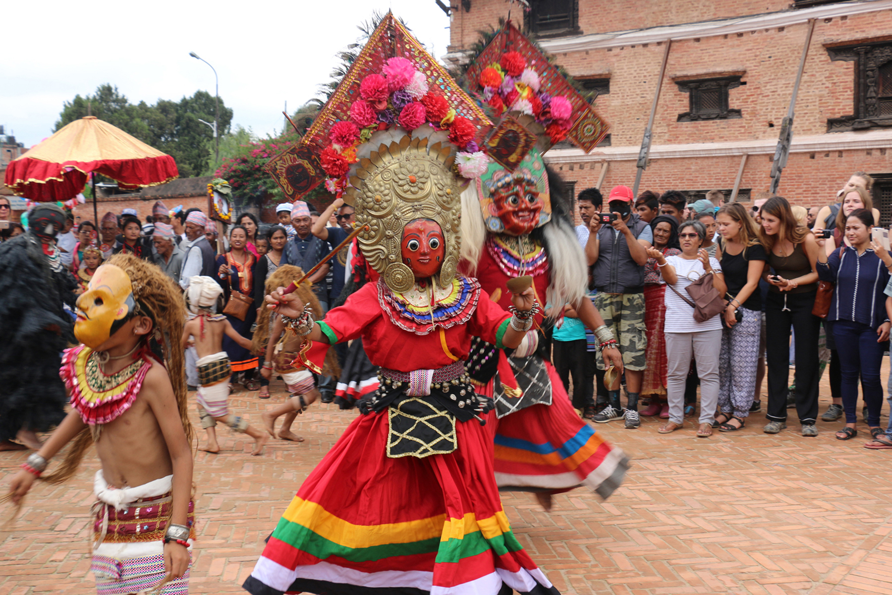 दिवङ्गत आफन्तको सम्झनामा गाईजात्रा मनाइँदै, यस्तो छ धार्मिक विश्वास