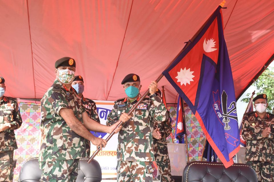 पृतनापति कमाण्ड हस्तान्तरण