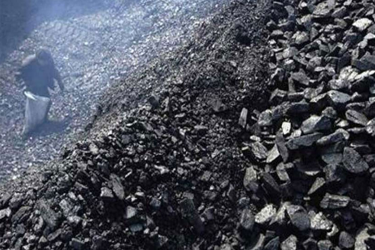 चीनको कोइला खानीमा च्यापिएर १६ मजदुरको मृत्यु