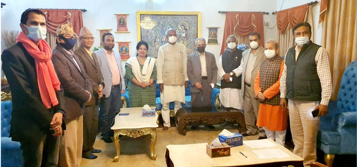 १२ उपाध्यक्ष एक हजार केन्द्रीय सदस्यमा अड्कियो एकताका काम