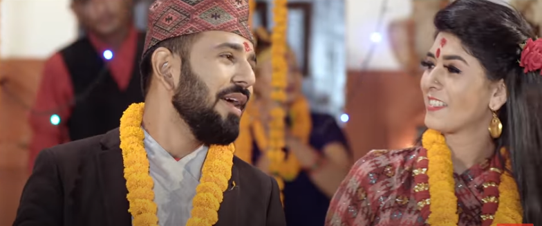 सम्झना र पुरुषोत्तमकाे ‘भैलीको आशिष’ बोलको तिहार गीत बजारमा (भिडियो सहित)