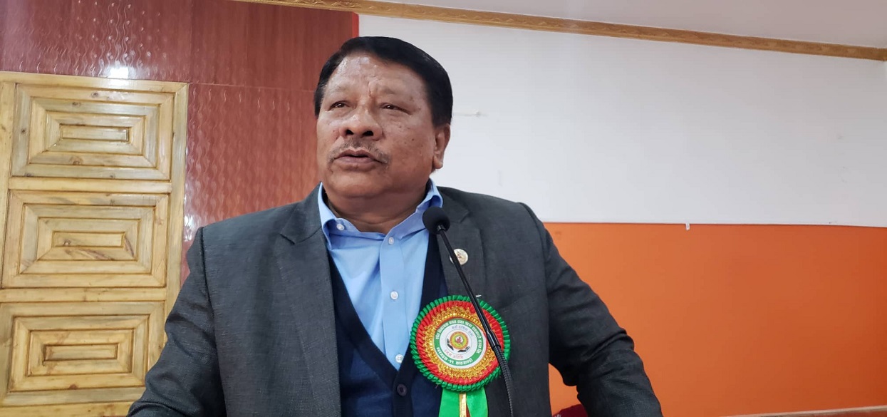 प्रकाशमान सिंह भन्छन्–‘सरकार रमिते मात्रै भयो, आफ्नो सुरक्षा आफैँ गरौँ’