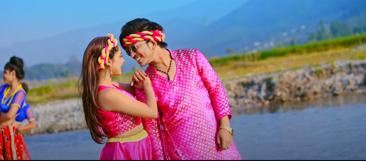 बाबु कृष्णकाे ‘कर्कलो’ मा प्रकाश र केकिकाे अभिनय (भिडियाेसहित)