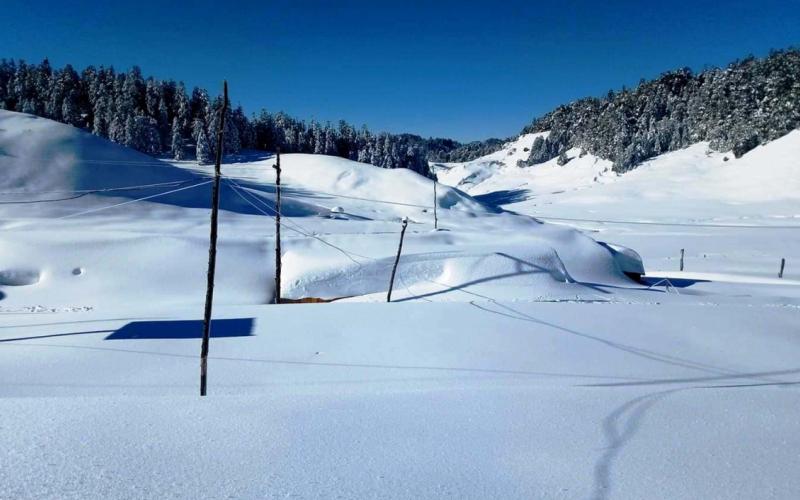 खप्तडमा हिमपात, तापक्रम माइनस ५ डिग्रीमा झर्‍यो