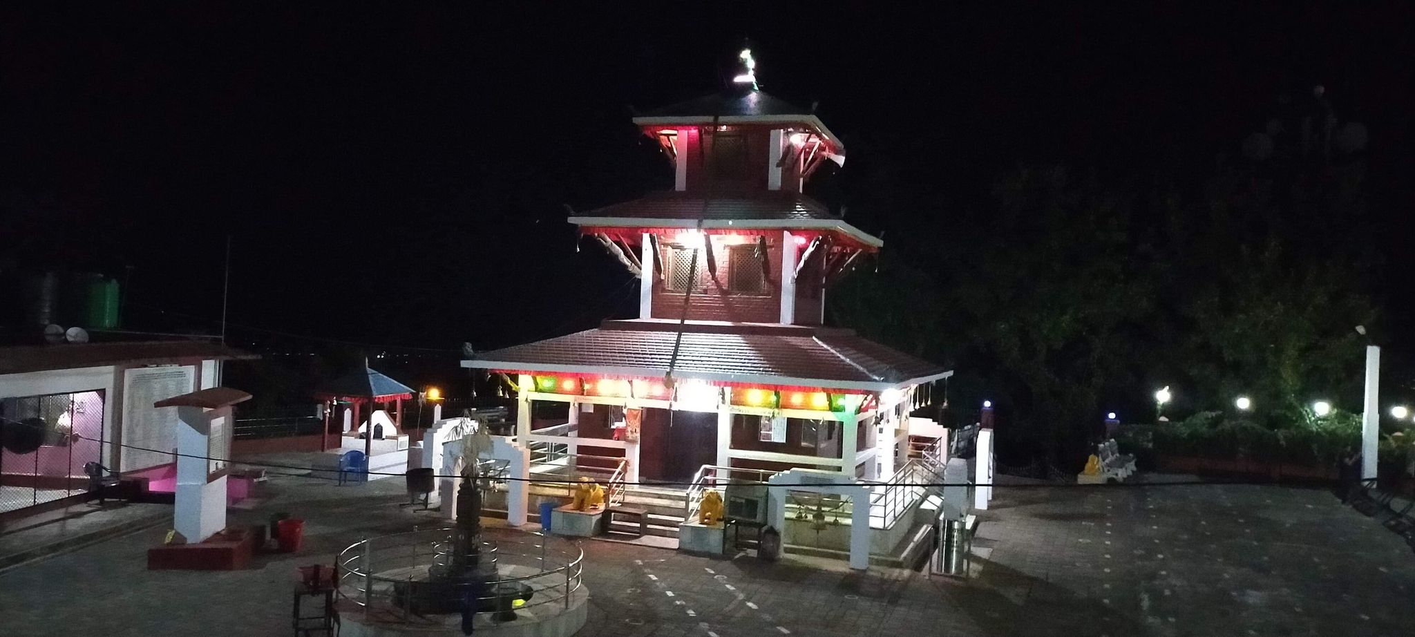 सुनसान मौलाकालिका मन्दिर [तस्बिरसहित]