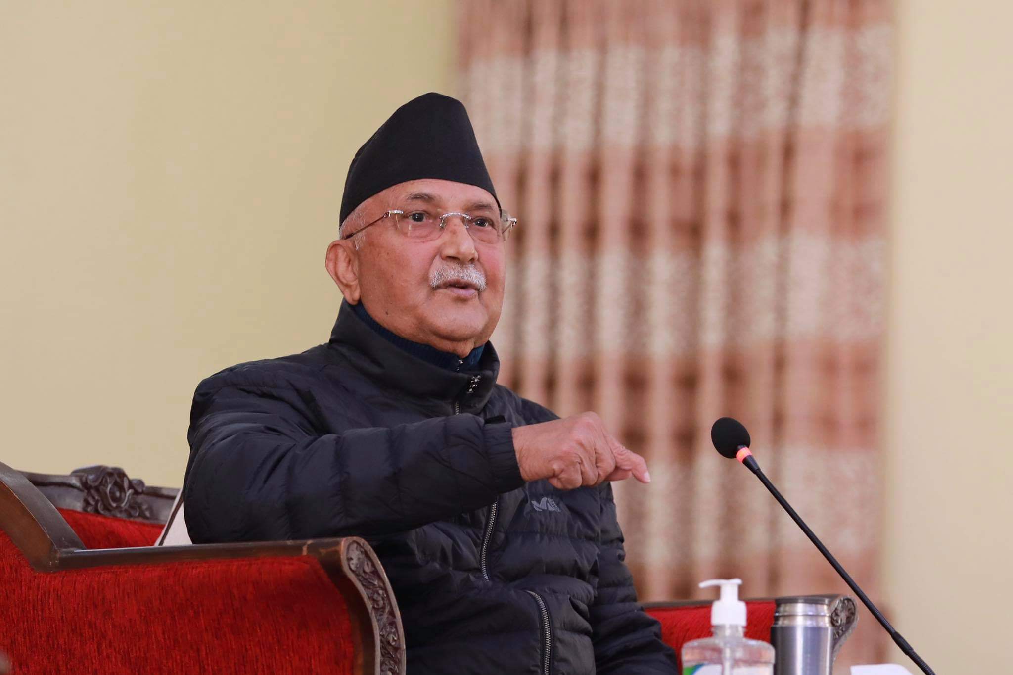 प्रचण्ड अरुकै लागि कम्फरटेबल : प्रधानमन्त्री ओली
