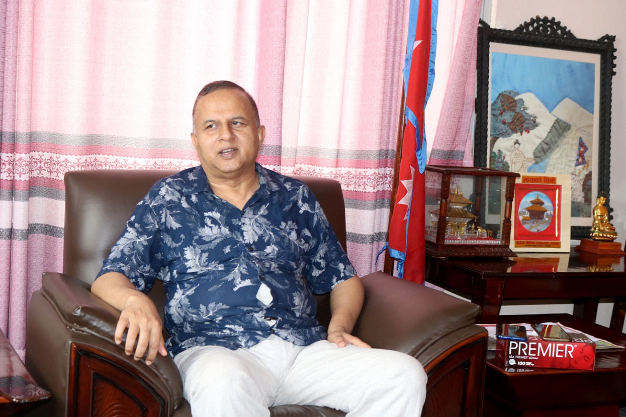 शंकर पोखरेलको तर्क–‘कुलमान घिसिङलाई लोडसेडिङ्ग अन्त्यको जस दिनु सही होइन’