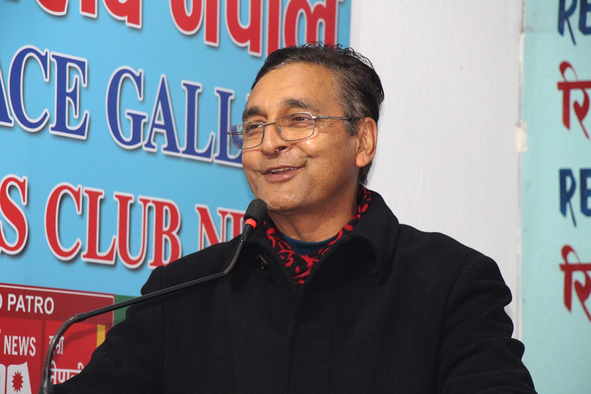 टोपबहादुर रायमाझीकाे प्रश्न : सरकार असफल भयो भन्नेहरु चुनावमा जान किन डराएको ?