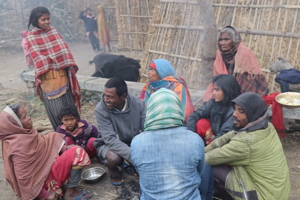 तराईमा शितलहर : विपन्नलाई जीवन जोगाउनै सकस