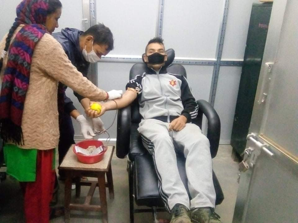 सुदूरपश्चिममा सेना प्रहरीको रगतले जोगिन्छ धेरैको ज्यान