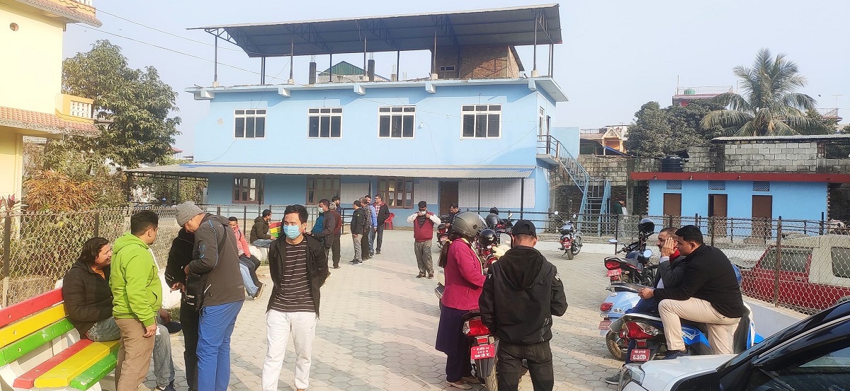 उद्योग वाणिज्य संघ खैरहनीकाे अध्यक्षमा श्रेष्ठ र ओलीको भिडन्त