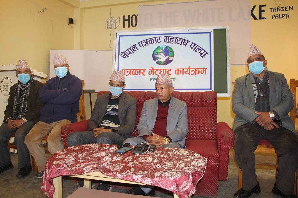 ताजा जनादेशमा जानु प्रतिगमन होइन : मन्त्री ज्ञवाली