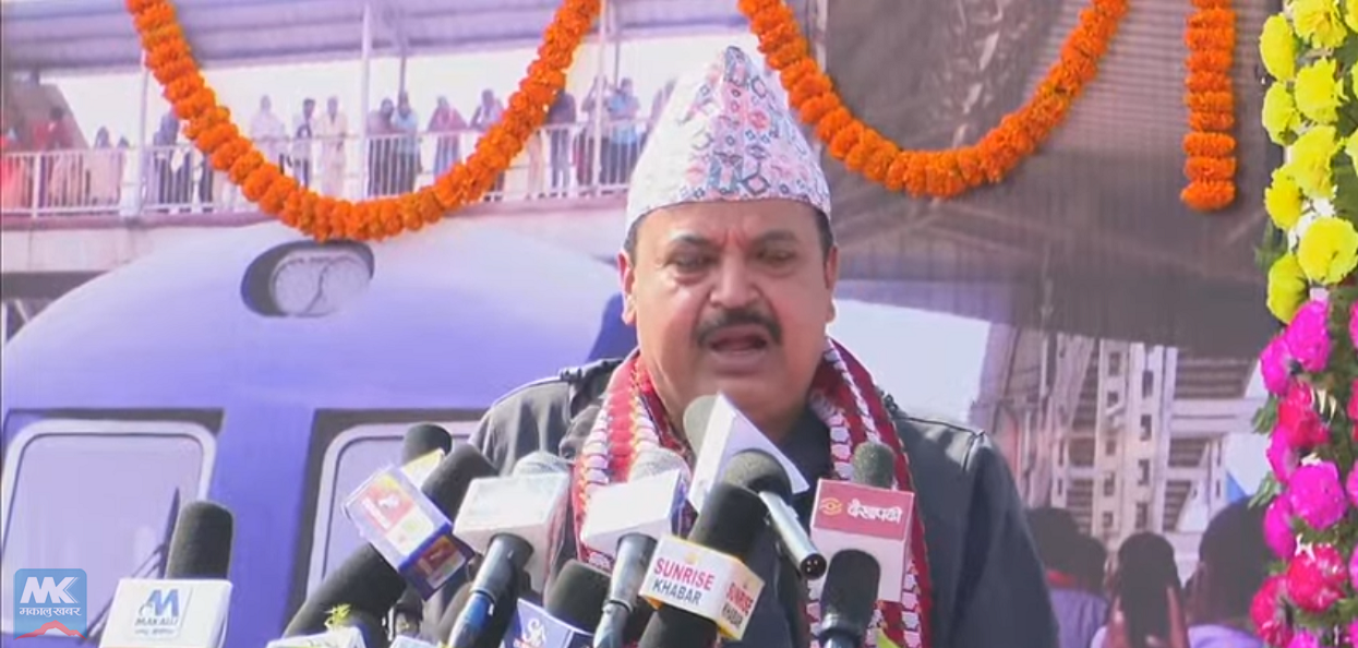 प्रचण्डलाई बालकृष्ण ढुंगेलको प्रश्न– तपाईँले चलाएको आन्दोलनबाट कोही मरे शहीद भन्नुहुन्छ कि मृतक ?