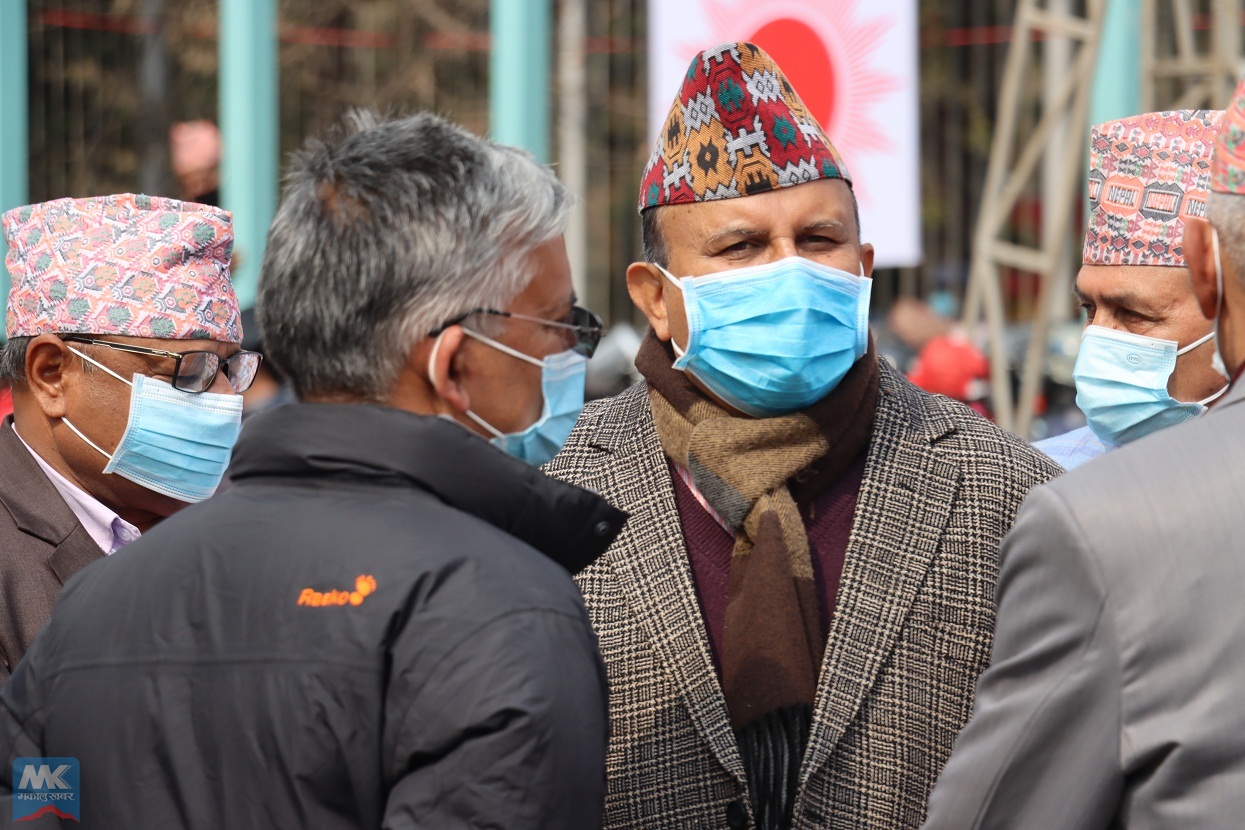 लुम्बिनी प्रदेश : केन्द्रीय गठबन्धनअनुसारको सरकार गठनको कसरत, प्रदेश प्रमुखलाई बुझाए ४१ सांसदले हस्ताक्षर