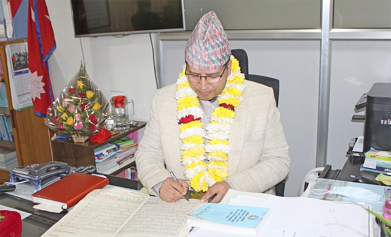 सर्वोच्च अदालतको मुख्य रजिष्ट्रारमा कुँवर