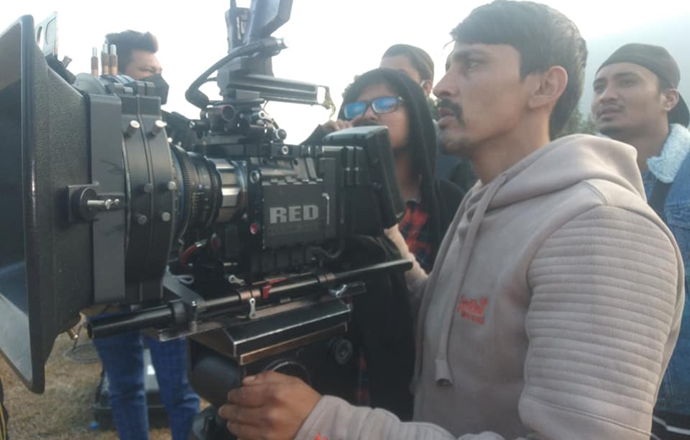 छायाकार जनकराज अधिकारीको निधन