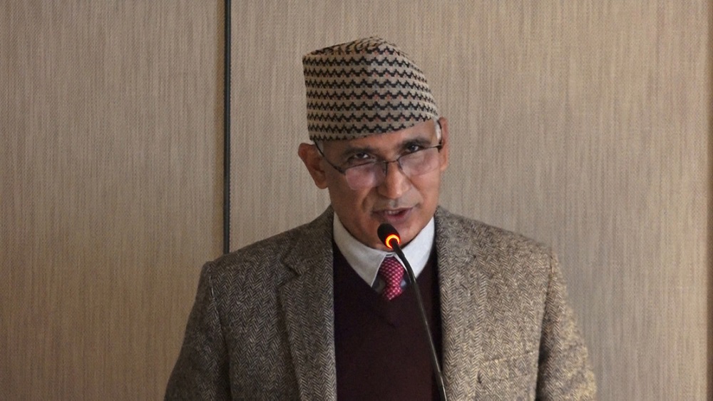 ‘ढुक्क हुनुहोस्, तोकिएकै मितिमा निर्वाचन हुन्छ’ : अर्थमन्त्री पौडेल