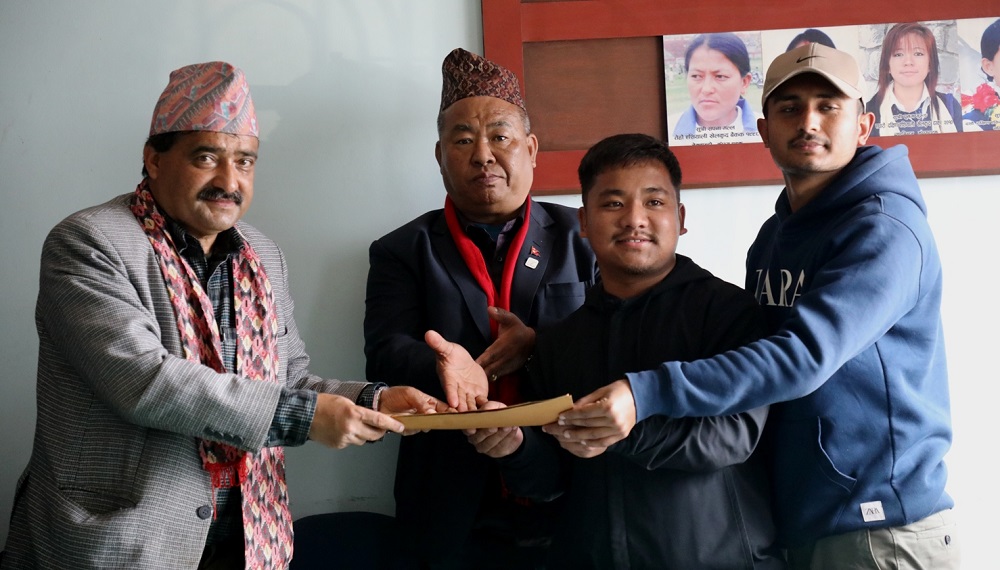 राखेपद्वारा ९ पूर्वाधार निर्माणका लागि सम्झौता