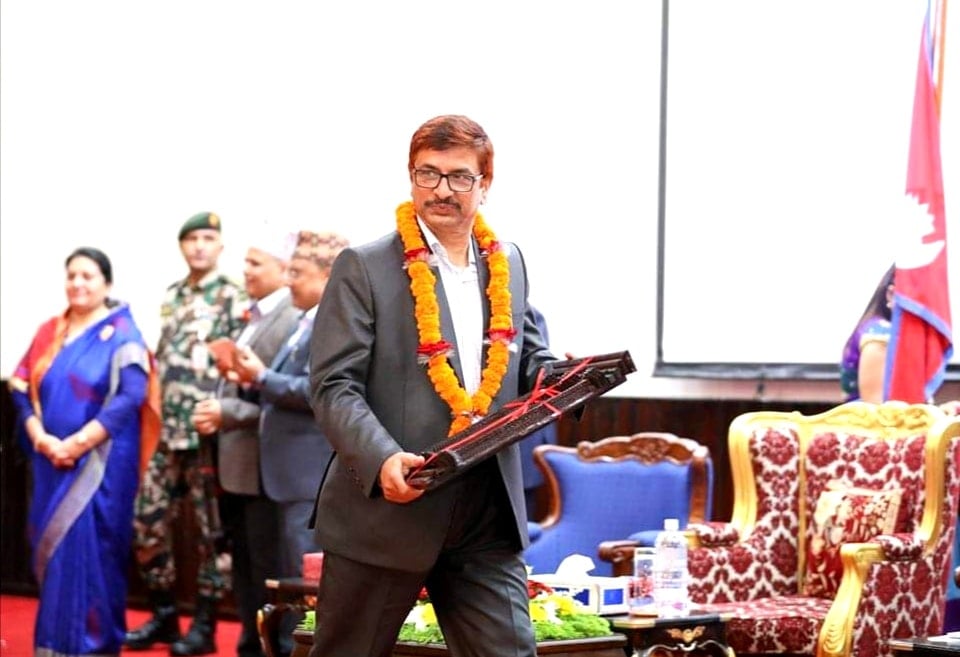 आचार्यलाई कृष्णप्रसाद भट्टराई पत्रकारिता पुरस्कार