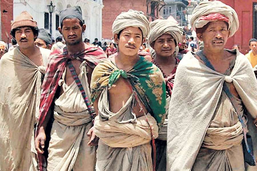 राउटे युवा भन्छन्- ‘नोकरी पाए हुन्थ्यो’