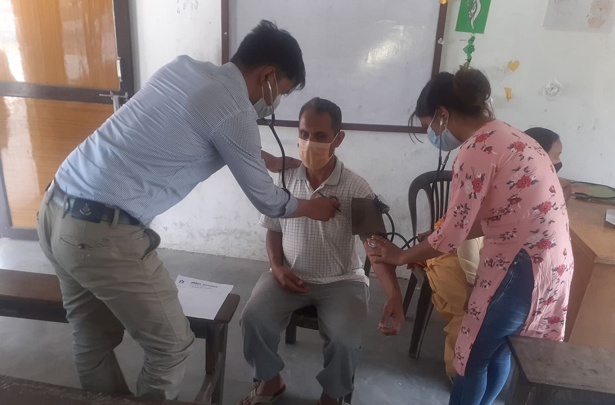 मोरङमा नोवेल अस्पतालको निःशुल्क स्वास्थ्य शिविर