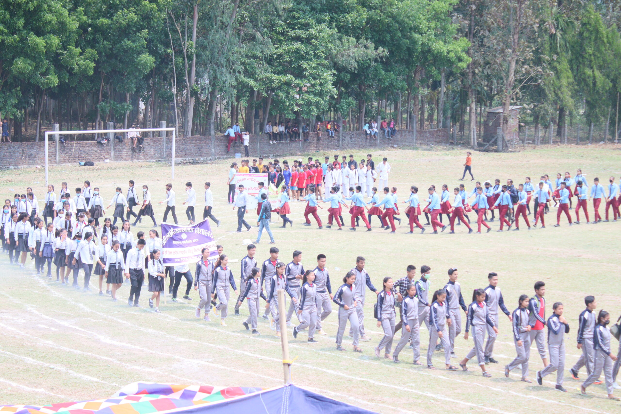कोरोनाको वेवास्ता गर्दै राष्ट्रपति रनिङ सिल्ड