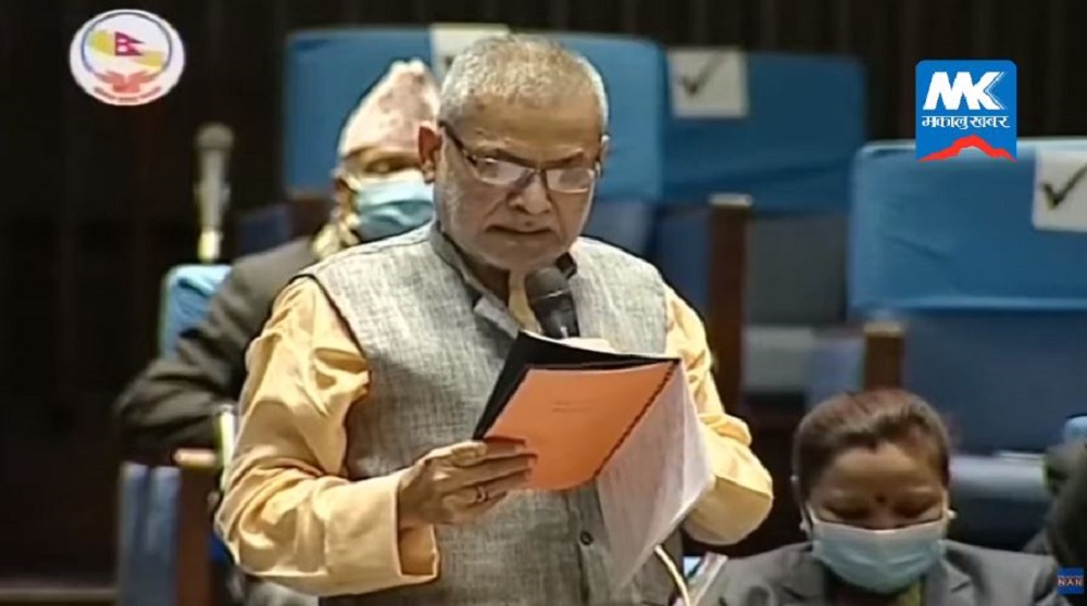 सांसदको प्रश्न- रेललाई कारोना लाग्छ भनेर त्रिपालले छोपिएको हो ?