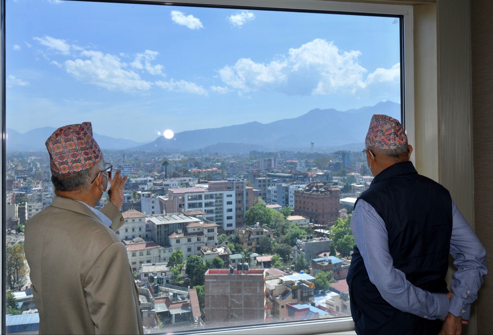 ओली–नेपालबीच पुनः वार्ता शुरु
