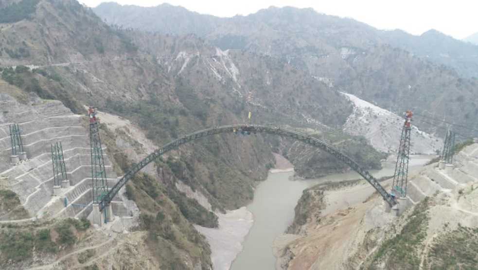 भारतमा बन्यो संसारकै अग्लो रेलवे ब्रिज