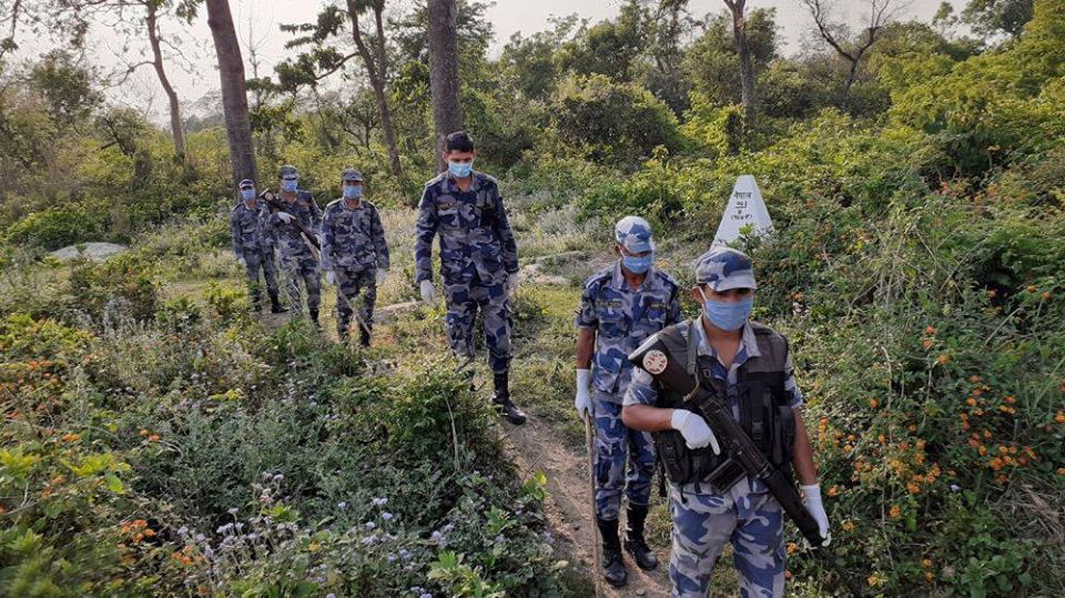 प्रहरी चौकीभित्रै आक्रमण, असई र हवल्दार घाइते