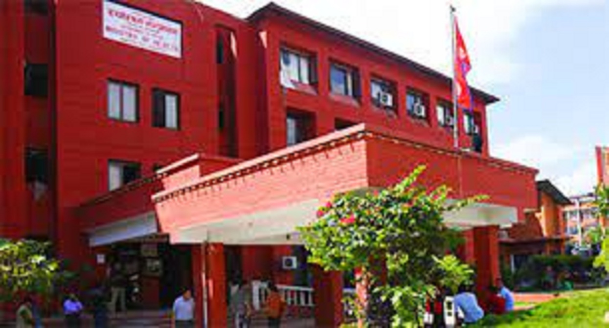 स्वास्थ्य मन्त्रालयद्वारा स्वास्थ्यकर्मीमाथि आक्रमण गर्नेलाई कारबाहीको माग