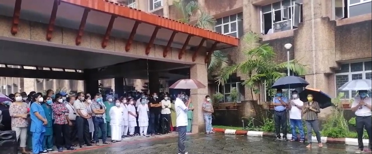 वीपी प्रतिष्ठानमा भाँडभैलो, पदाधिकारीको कार्यकक्षमा तालाबन्दी