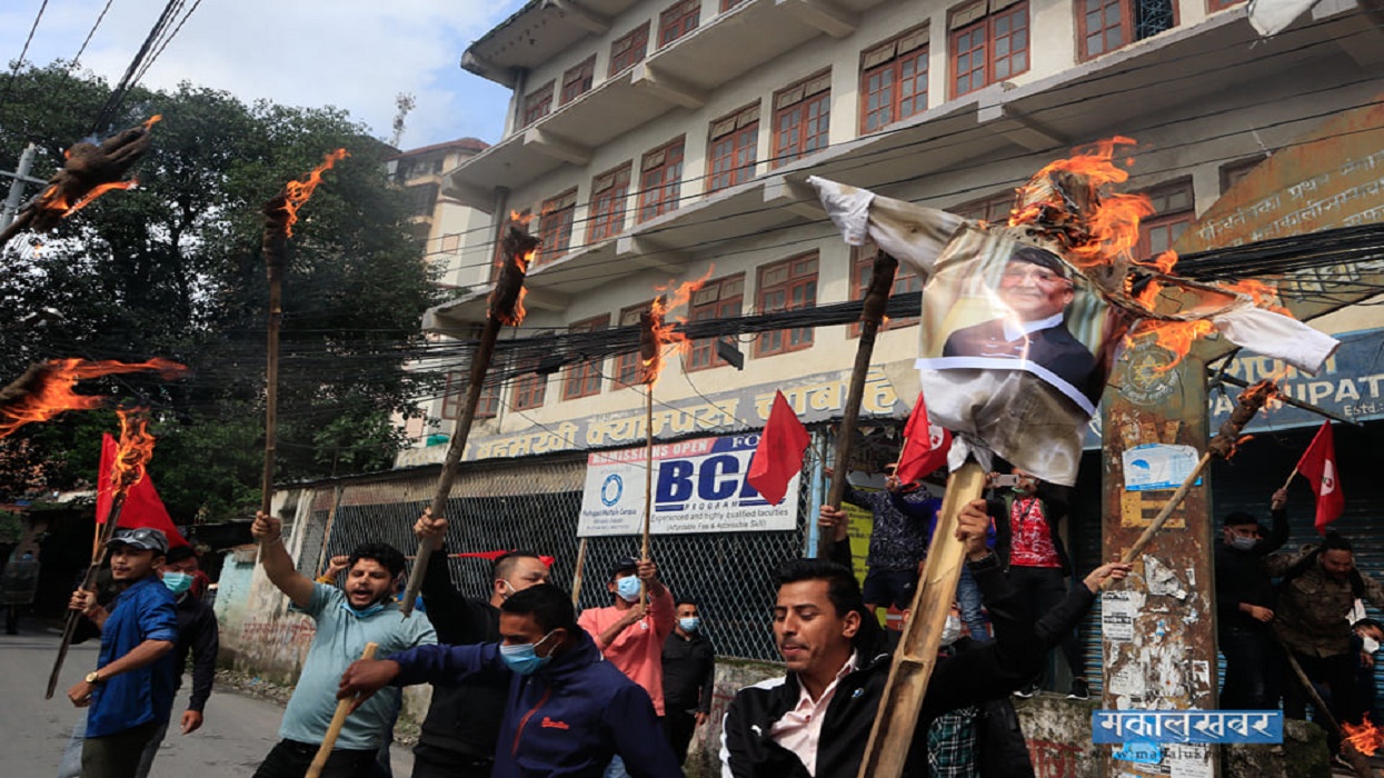 सरकारविरुद्ध विद्यार्थीको निरन्तर प्रदर्शन (तस्बिरहरु)